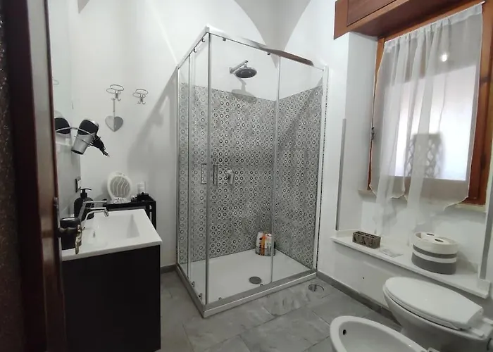 Casa Babylon, Bohemian Getaway