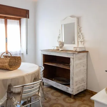 Casa Babylon, Bohemian Getaway
